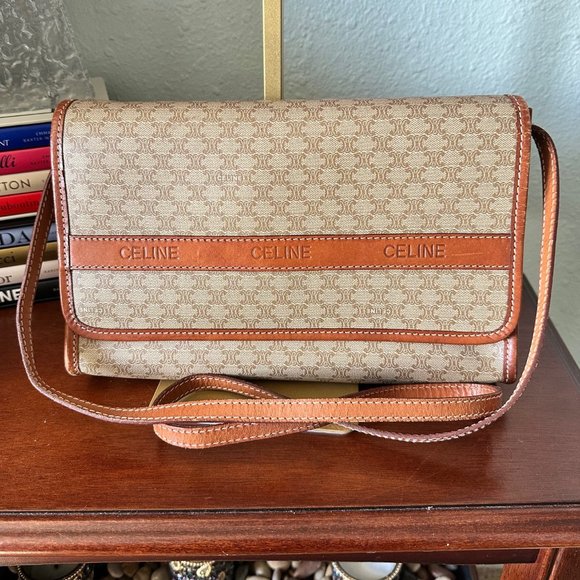 Celine Shoulder Bag/Crossbody Pochette - EUC - Picture 1 of 10